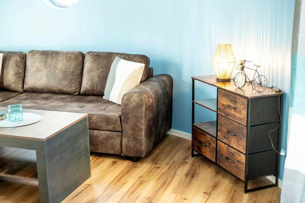 Fabrikdesign Dueren Apartment Duren Bagian luar foto
