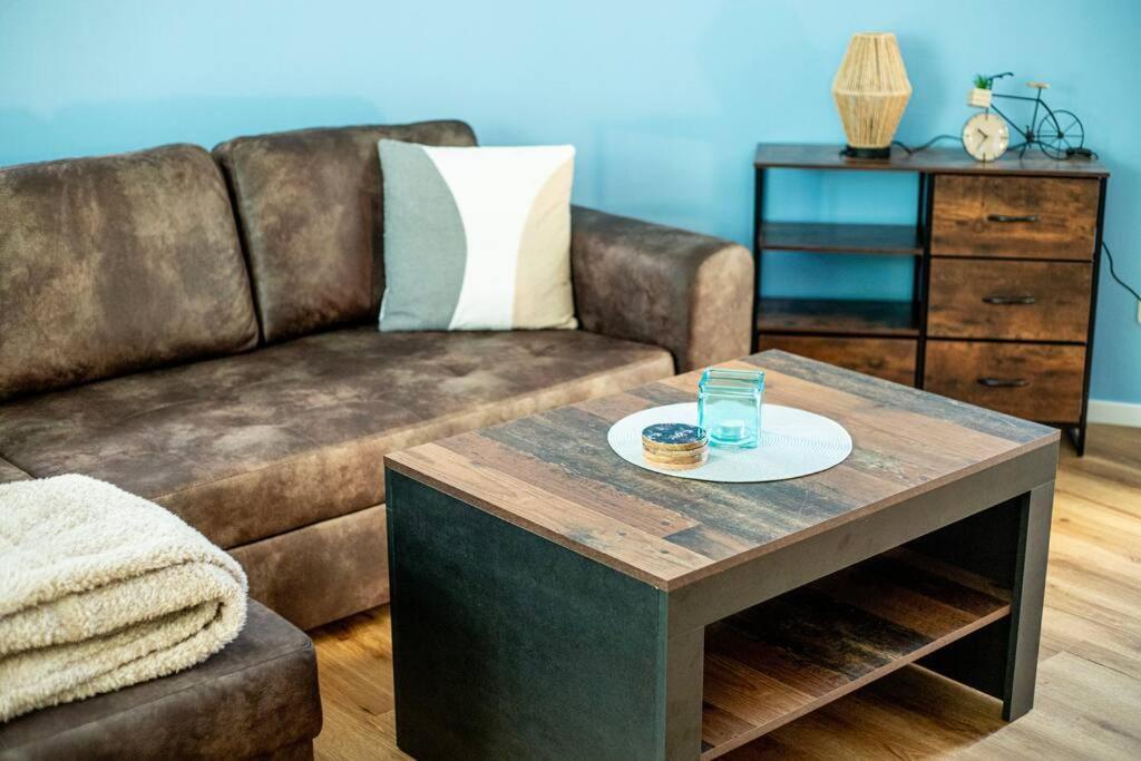 Fabrikdesign Dueren Apartment Duren Bagian luar foto